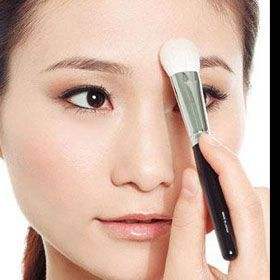 *整形后多久可以化妆?