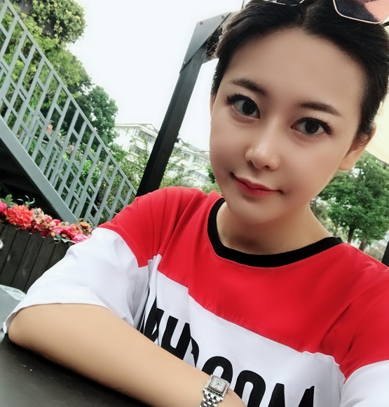 武汉硅胶隆鼻，恢复300天了，挺美的